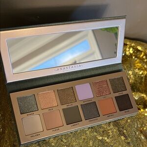 Anastasia Beverly Hills Eyeshadow Palette - Gray, Purple, Brown, Black